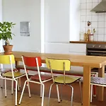 Superb Family Apt On The Bassin De La Villette